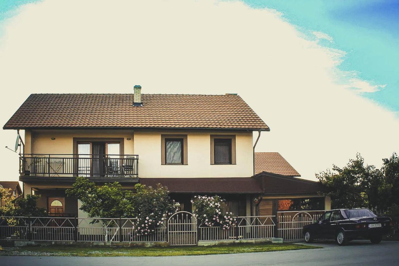 Duplex House Apartamento Bijeljina Exterior foto